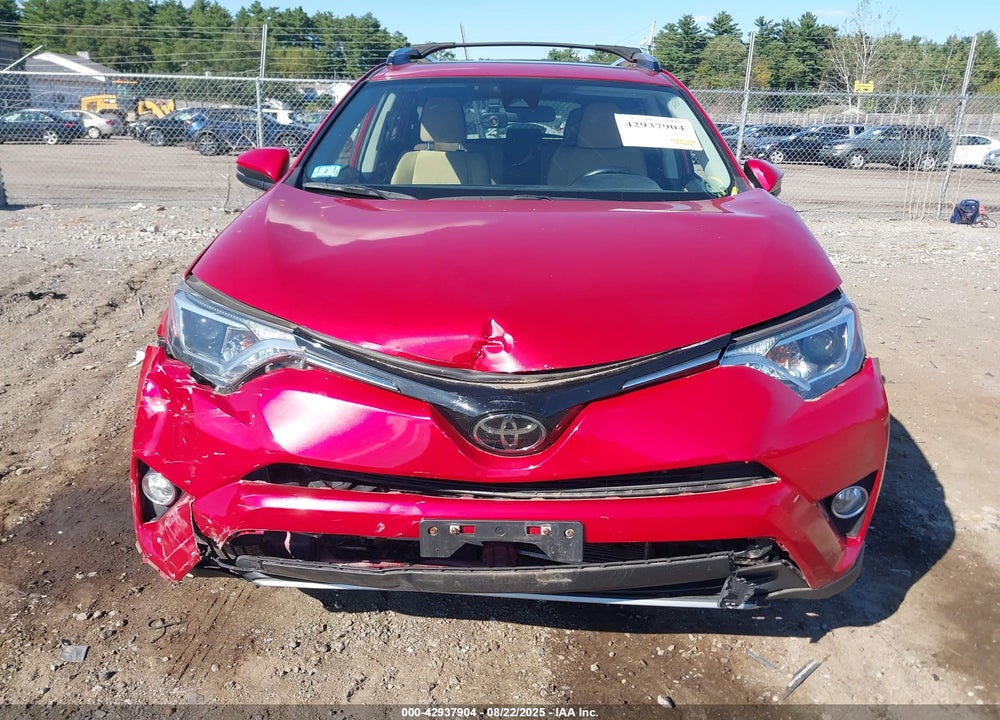 2017 TOYOTA RAV4 XLE VIN: JTMRFREV4HJ175064
