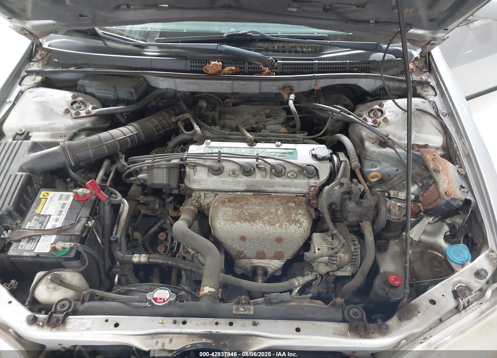 2000 HONDA ACCORD 2.3 LX VIN: 1HGCG6654YA130384