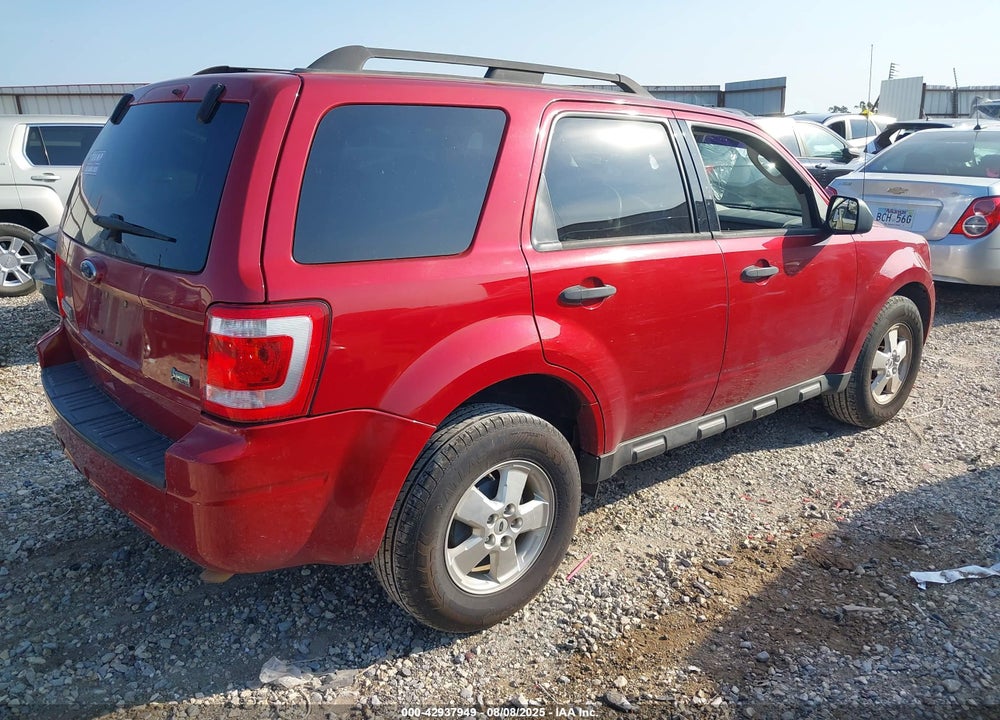 2011 FORD ESCAPE VIN: 1FMCU9DG4BKA12569