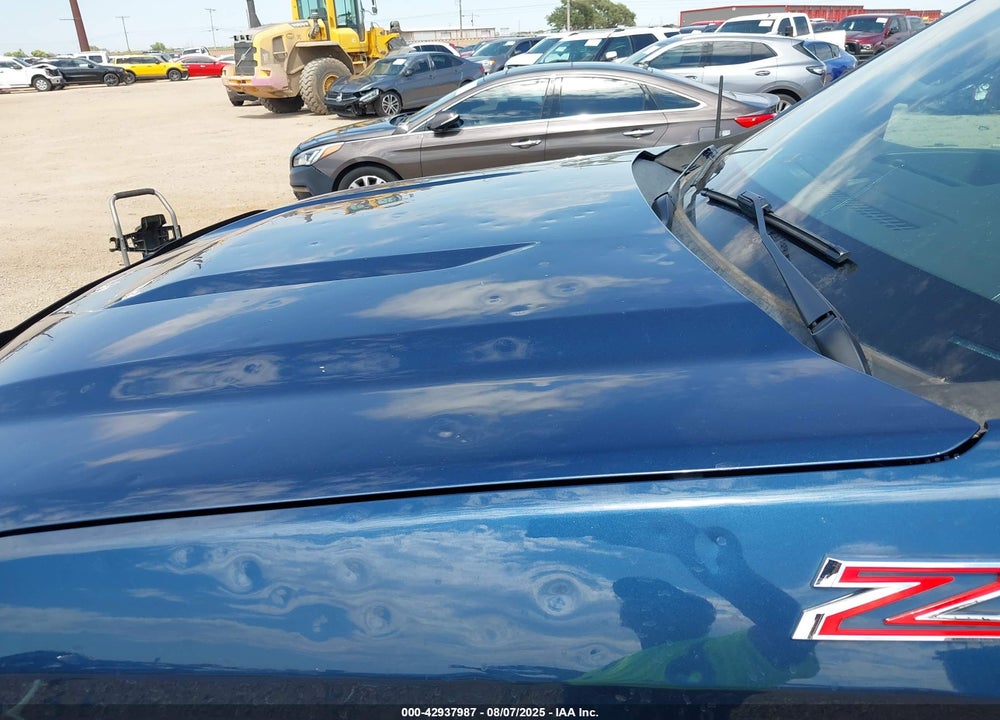 2019 CHEVROLET SILVERADO 1500 LT VIN: 1GCUYDED3KZ149983