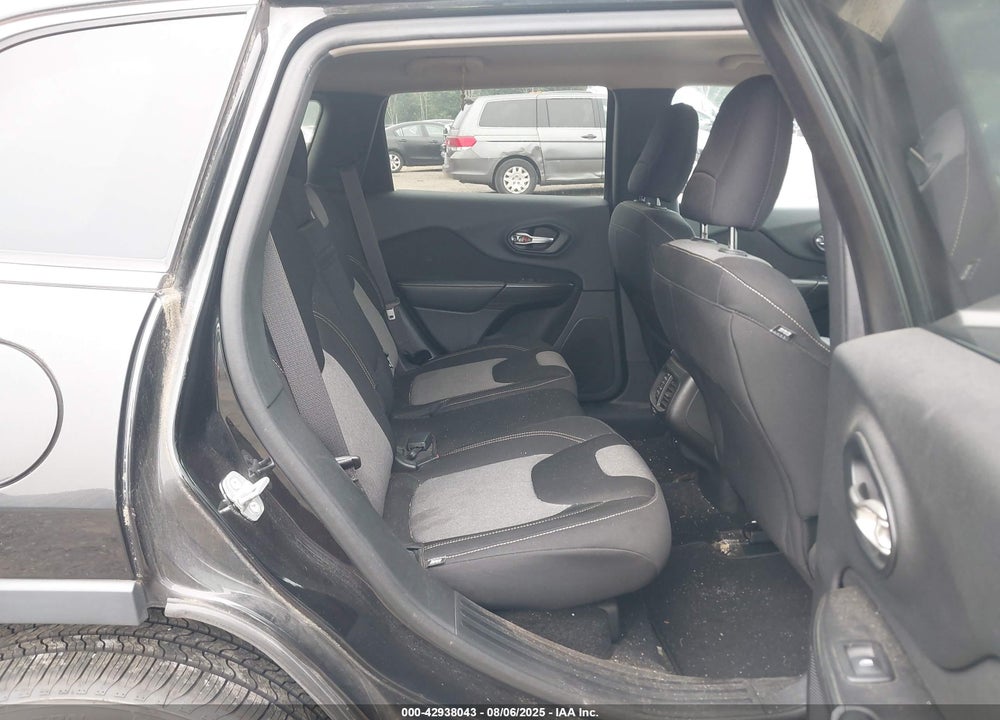 2014 JEEP CHEROKEE VIN: 1C4PJMCB6EW169797