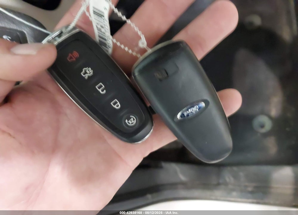 2017 FORD ESCAPE VIN: 1FMCU9J97HUC33652