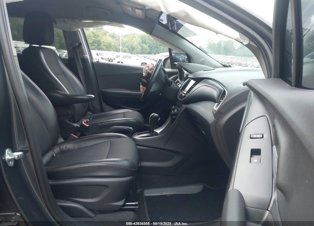 2017 CHEVROLET TRAX LT VIN: 3GNCJLSB1HL184073