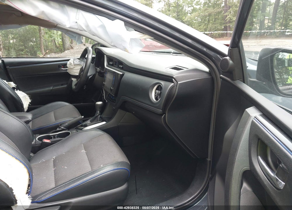 2018 TOYOTA COROLLA VIN: 2T1BURHE6JC983324