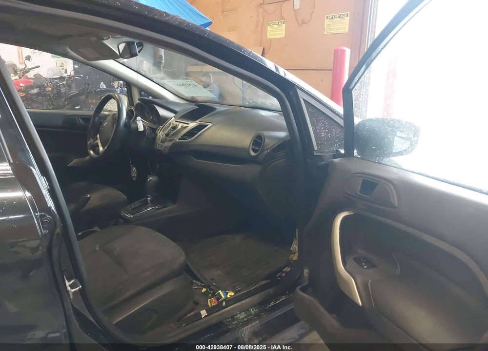 2011 FORD FIESTA VIN: 3FADP4CJ4BM228274