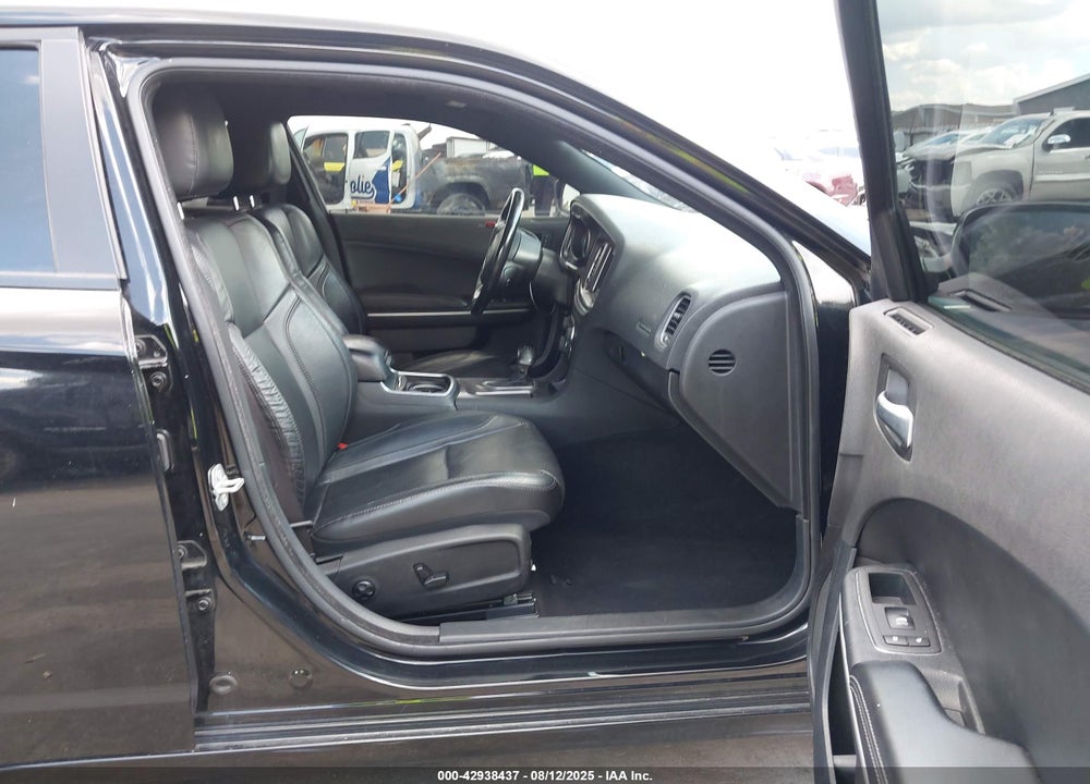 2019 DODGE CHARGER VIN: 2C3CDXBG5KH743583