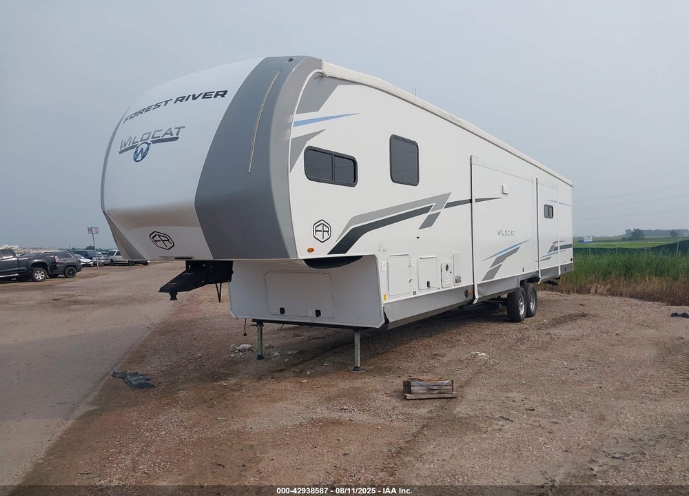2025 FOREST RIVER WILDCAT 35FUN VIN: 4X4FWCL27SG005191
