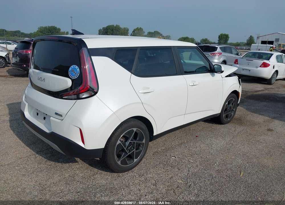 2024 KIA SOUL VIN: KNDJ33AU5R7905935