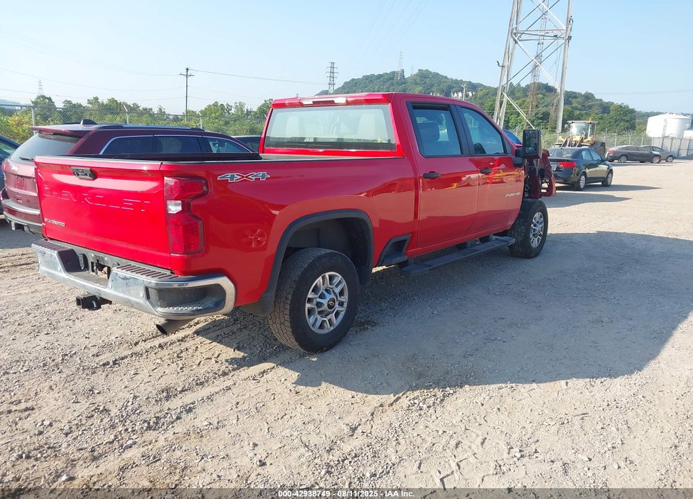 2024 CHEVROLET SILVERADO 2500HD 4WD  STANDARD BED WORK TRUCK VIN: 1GC4YLE75RF164694
