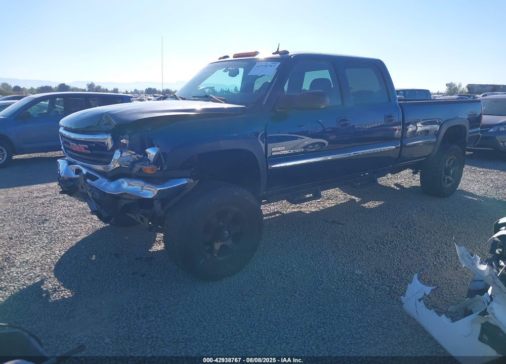 2005 GMC SIERRA 2500HD SLT VIN: 1GTHK23225F882783