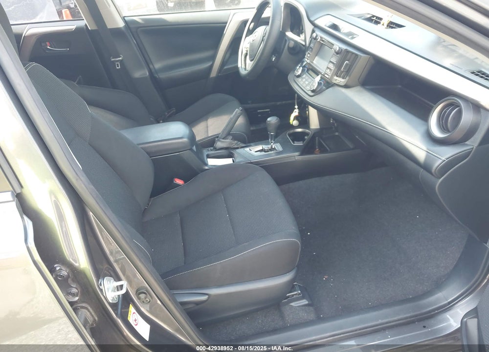 2018 TOYOTA RAV4 VIN: JTMRFREV7JJ725766