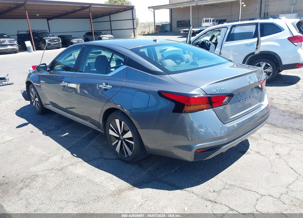2022 NISSAN ALTIMA VIN: 1N4BL4DV0NN370376