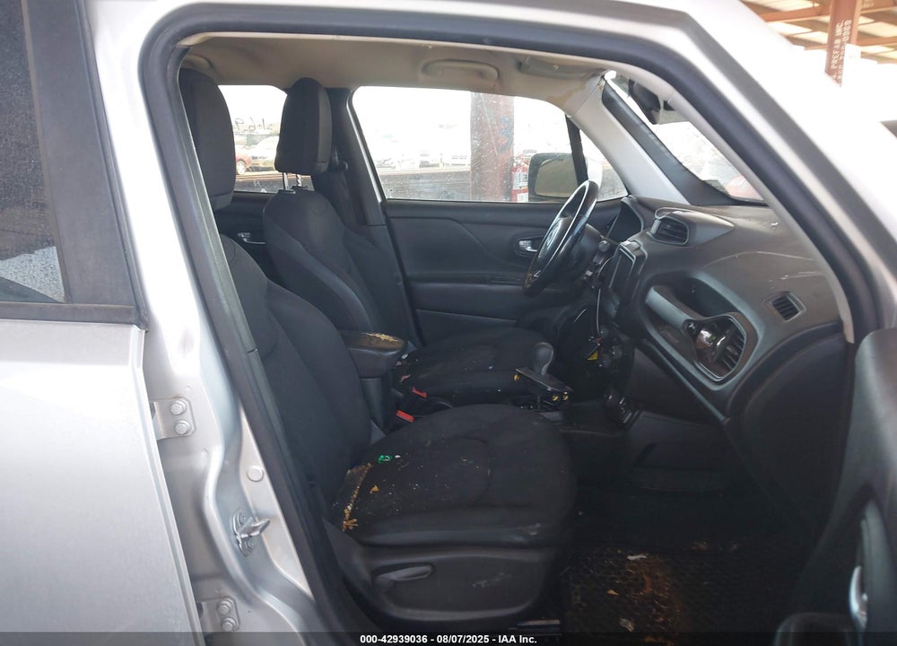 2019 JEEP RENEGADE VIN: ZACNJBBBXKPJ95760
