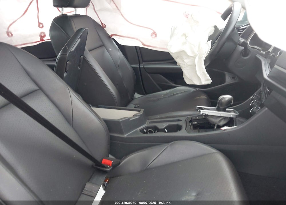 2019 VOLKSWAGEN JETTA 1.4T SEL VIN: 3VWE57BU5KM261265