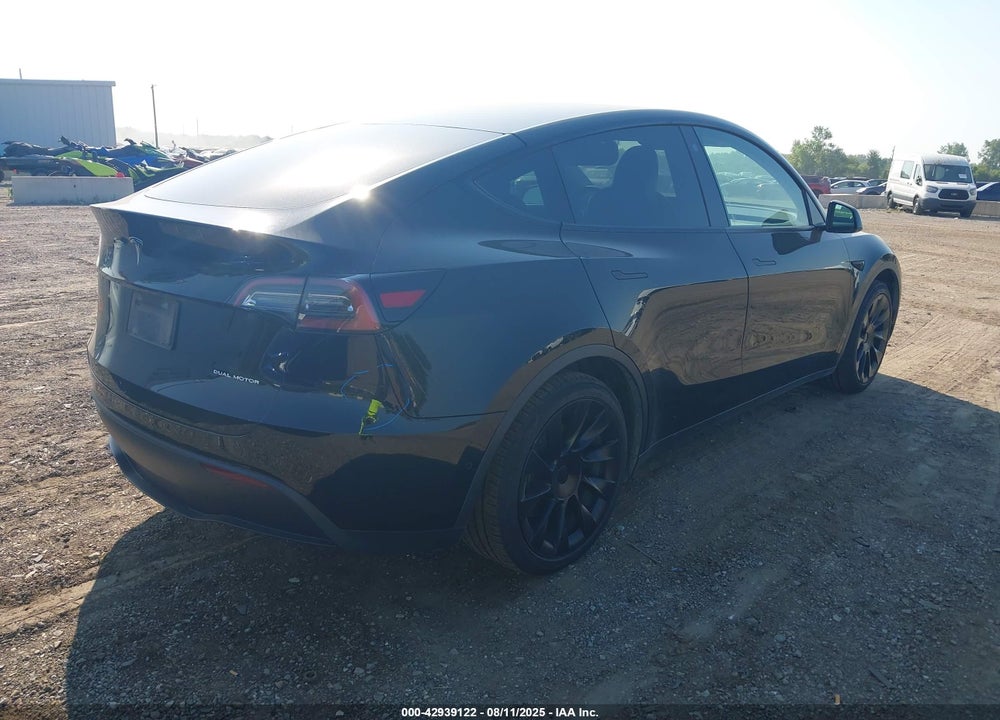 2021 TESLA MODEL Y VIN: 5YJYGDEE9MF152621