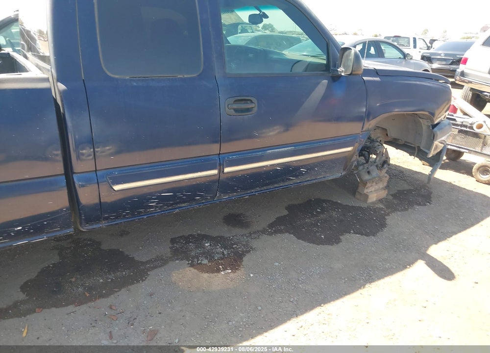 2004 CHEVROLET SILVERADO 1500 LS VIN: 2GCEC19T641355720