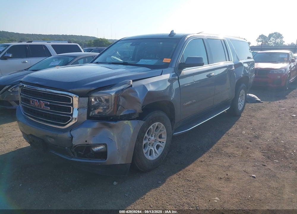 2019 GMC YUKON XL SLT VIN: 1GKS2GKC1KR236405