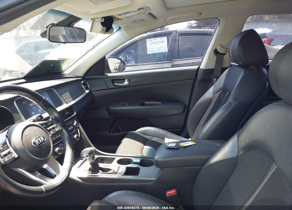 2020 KIA OPTIMA VIN: 5XXGT4L37LG417086