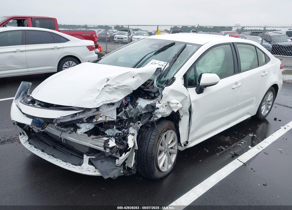 2024 TOYOTA COROLLA VIN: JTDBCMFE8R3066060