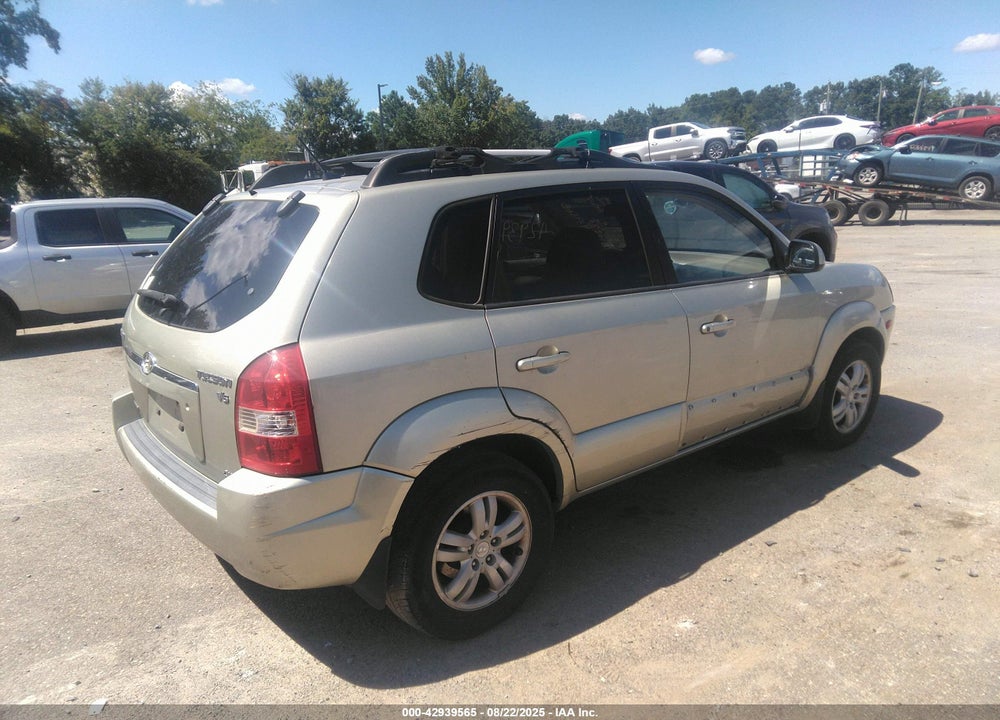 2007 HYUNDAI TUCSON LIMITED/SE VIN: KM8JN72D97U636588