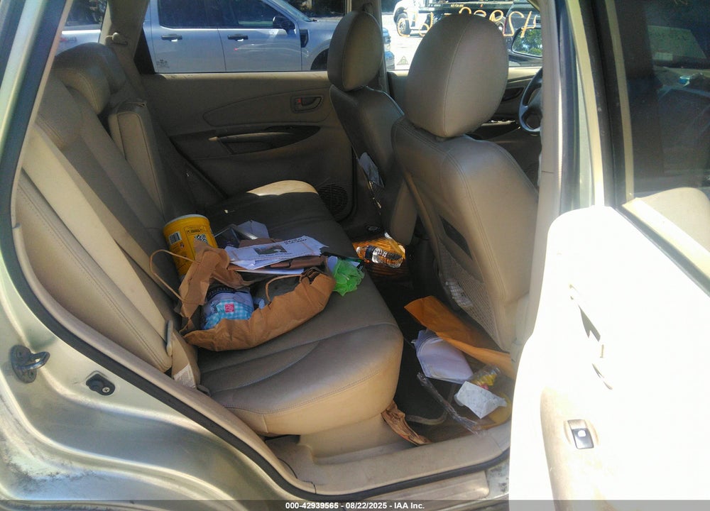 2007 HYUNDAI TUCSON LIMITED/SE VIN: KM8JN72D97U636588