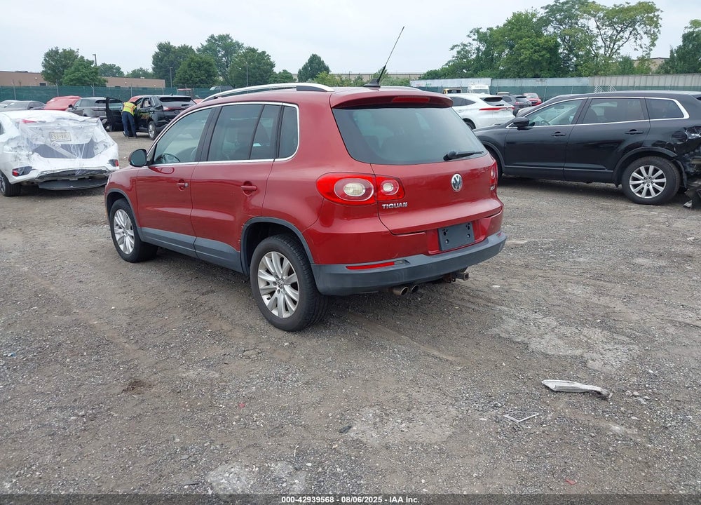 2009 VOLKSWAGEN TIGUAN SE VIN: WVGAV75N99W524269
