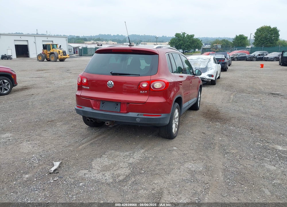 2009 VOLKSWAGEN TIGUAN SE VIN: WVGAV75N99W524269