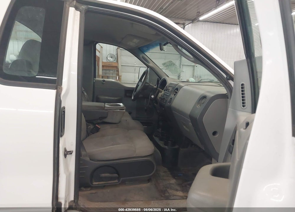 2005 FORD F-150 STX/XL/XLT VIN: 1FTRF14W65NA31533