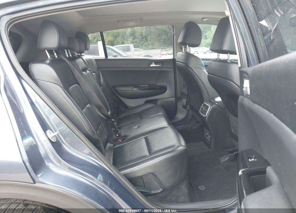 2021 KIA SPORTAGE VIN: KNDPNCAC7M7849646