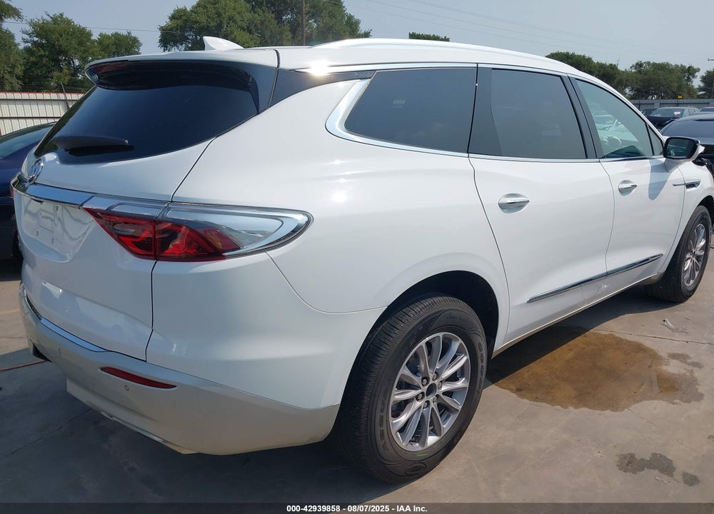 2024 BUICK ENCLAVE VIN: 5GAEVBKW0RJ114335