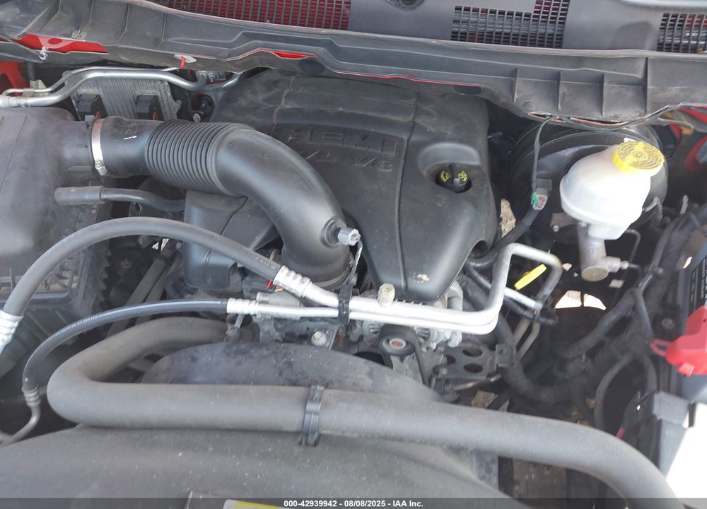 2018 RAM 1500 VIN: 1C6RR7TT8JS127779