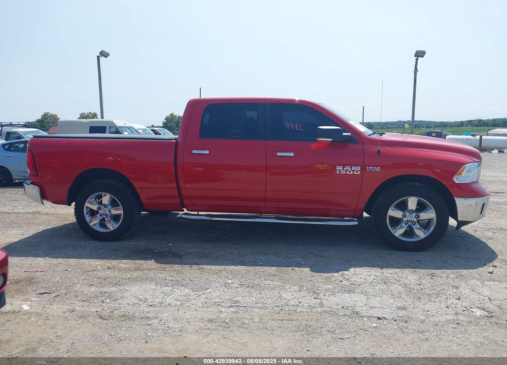 2018 RAM 1500 VIN: 1C6RR7TT8JS127779