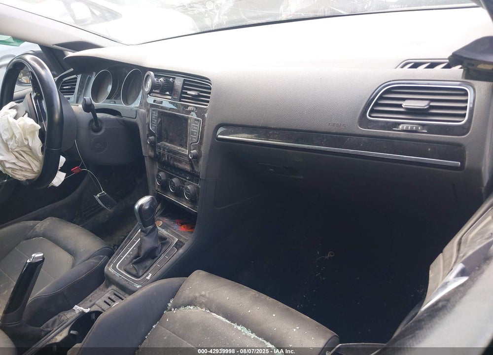 2015 VOLKSWAGEN GOLF VIN: 3VW2A7AU3FM013327