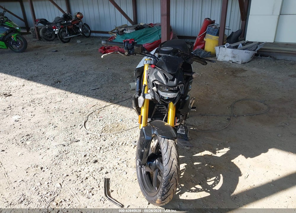 2022 BMW G310 R VIN: WB30G4308NRA33157