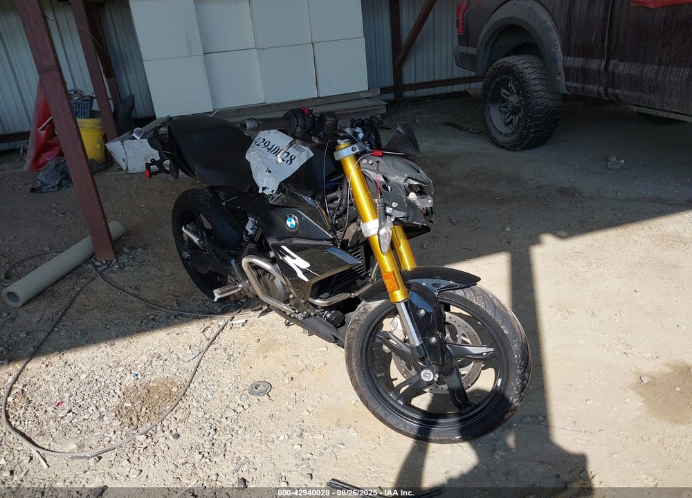 2022 BMW G310 R VIN: WB30G4308NRA33157