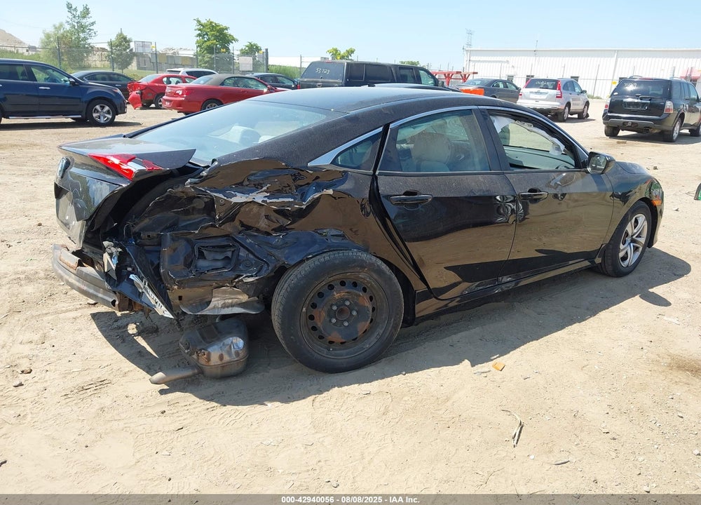 2017 HONDA CIVIC VIN: 19XFC2F58HE048719