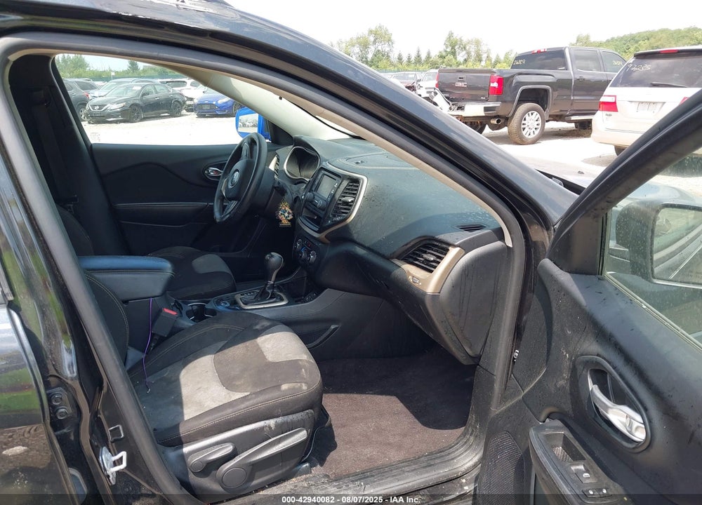 2016 JEEP CHEROKEE SPORT VIN: 1C4PJLAB3GW329912