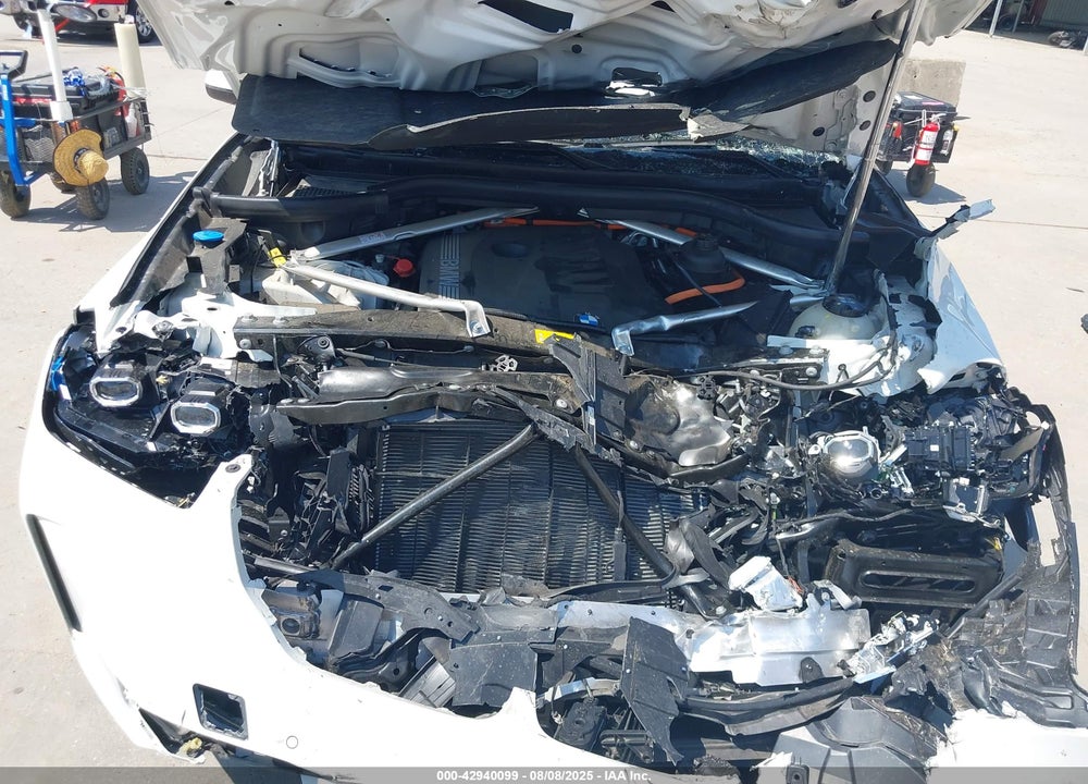 2024 BMW X5 VIN: 5UX43EU00R9T57721