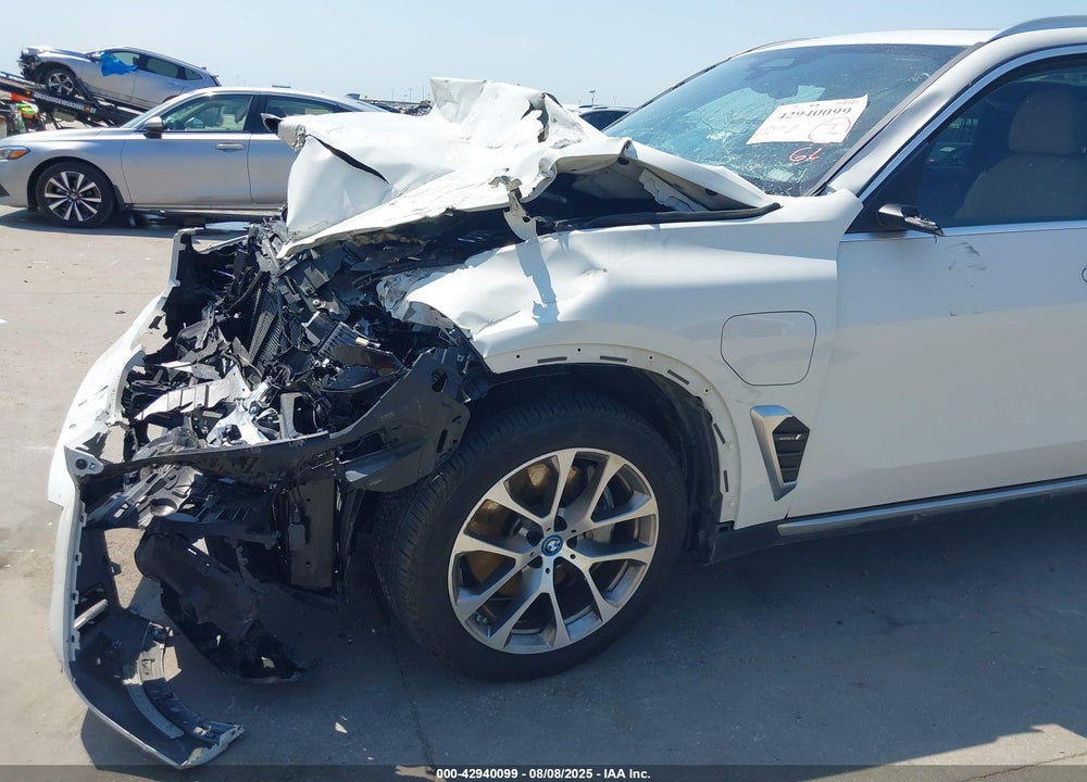 2024 BMW X5 VIN: 5UX43EU00R9T57721