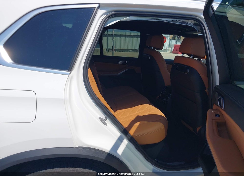 2024 BMW X5 VIN: 5UX43EU00R9T57721