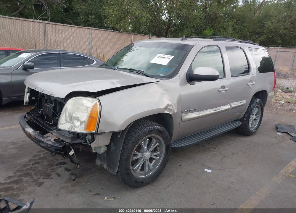 2007 GMC YUKON VIN: 1GKFK13017J109095