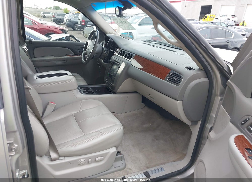 2007 GMC YUKON VIN: 1GKFK13017J109095