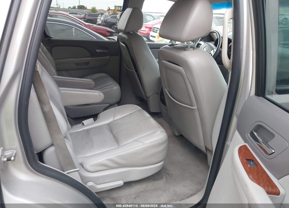 2007 GMC YUKON VIN: 1GKFK13017J109095