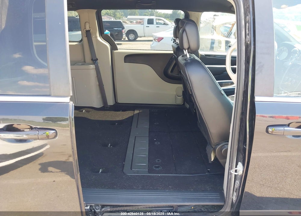 2018 DODGE GRAND CARAVAN SXT VIN: 2C4RDGCG5JR207343