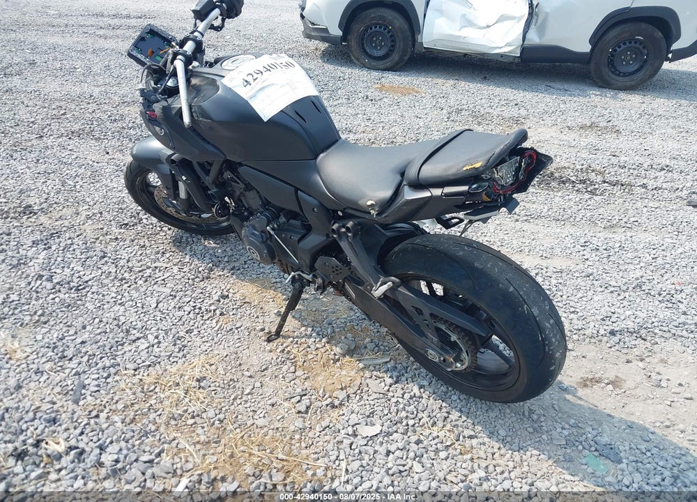 2025 YAMAHA MTN690 VIN: JYARM48E0SA001497