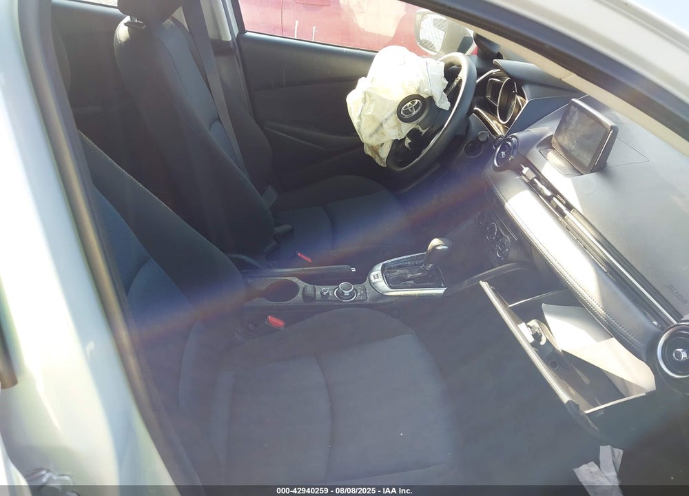 2020 TOYOTA YARIS LE VIN: 3MYDLBJV0LY705469