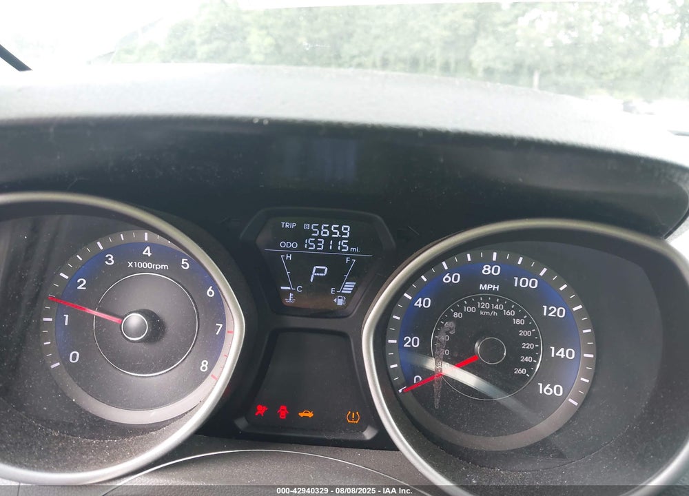 2013 HYUNDAI ELANTRA VIN: KMHDH4AE8DU829579