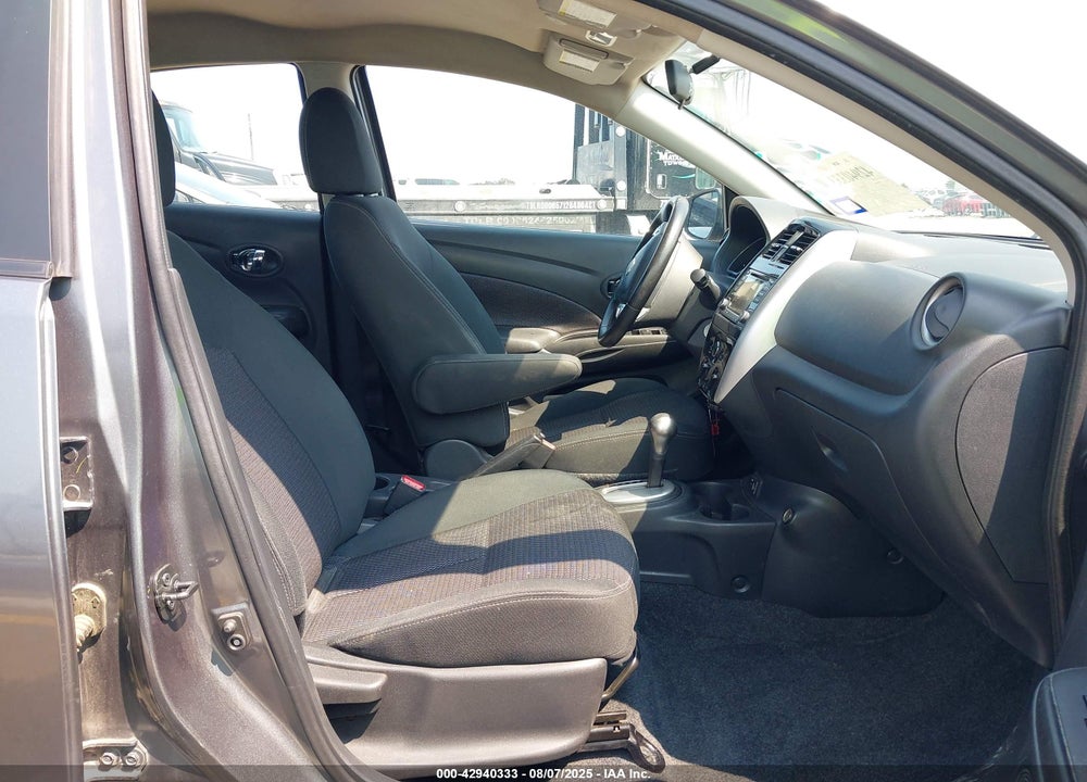 2018 NISSAN VERSA 1.6 SV VIN: 3N1CN7AP4JL843824