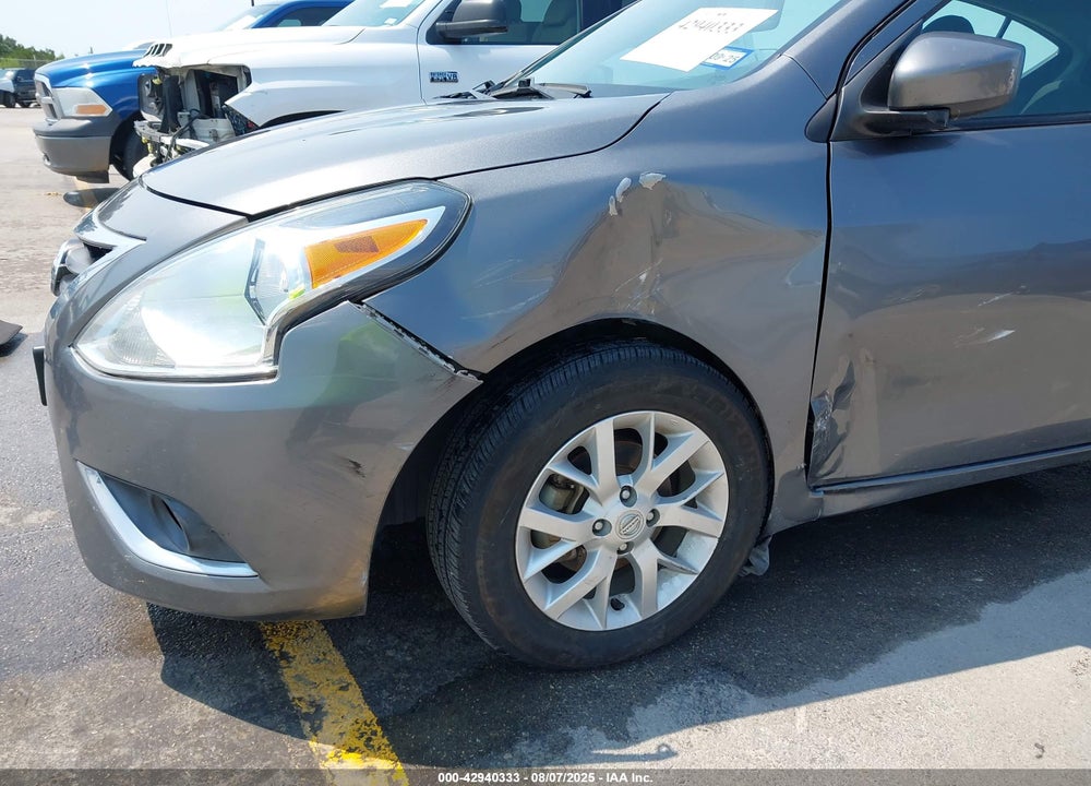 2018 NISSAN VERSA 1.6 SV VIN: 3N1CN7AP4JL843824
