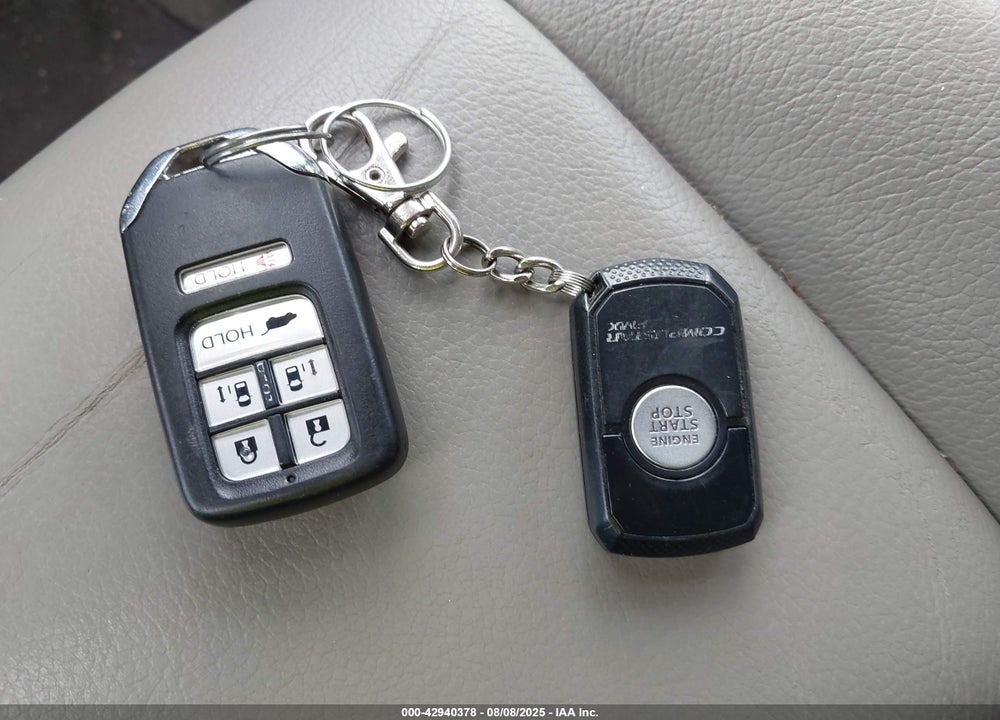 2015 HONDA ODYSSEY EX-L VIN: 5FNRL5H60FB066658